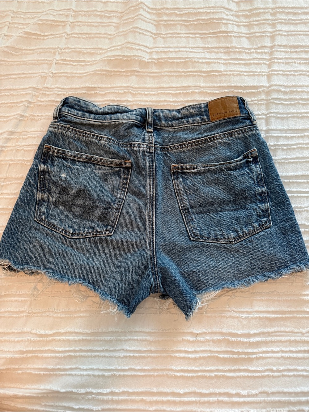 American Eagle Mom short sz 2 - Picture 3 of 3